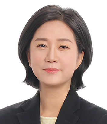 Kyung-hee Kang