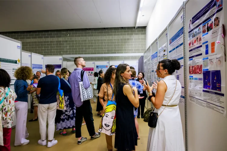 2607 poster LOW 024_AAA2384